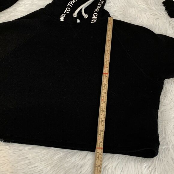 DIVIDED H&M "Power To The Girls" Black Crop Hoodie Pullover Sweater Size Small - Picture 7 of 10